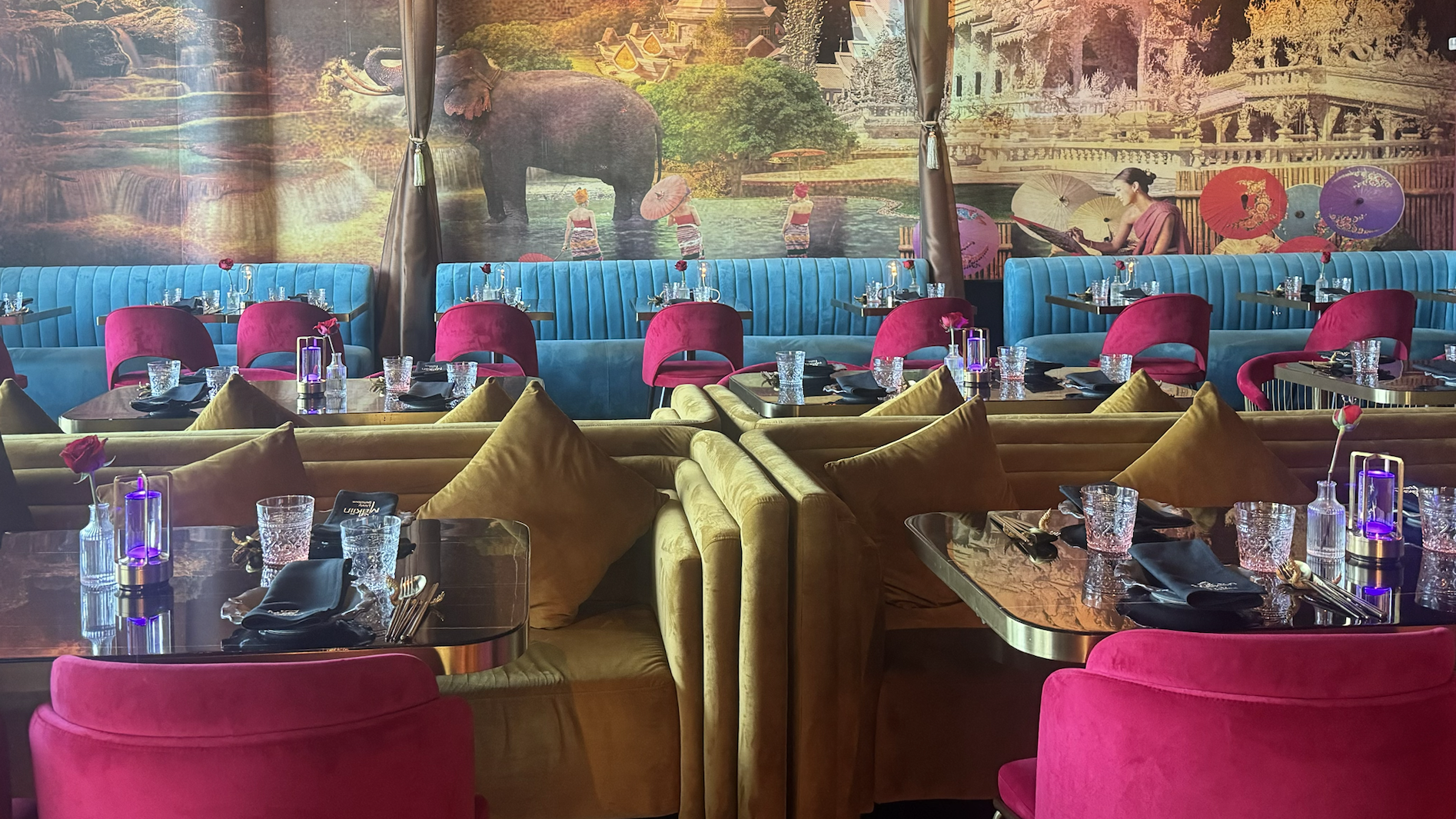 interior of Makiin Thai
